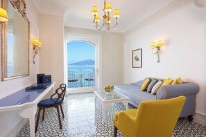 View from room - Grand Hotel Ambasciatori (Sorrento)