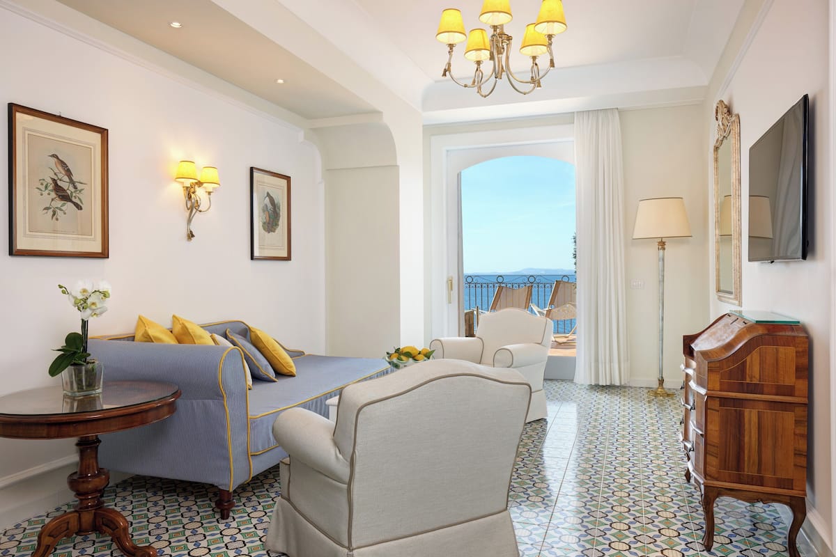 signature suite, balcony, sea view | 1 bedroom, hypo-allergenic bedding, minibar, in-room safe