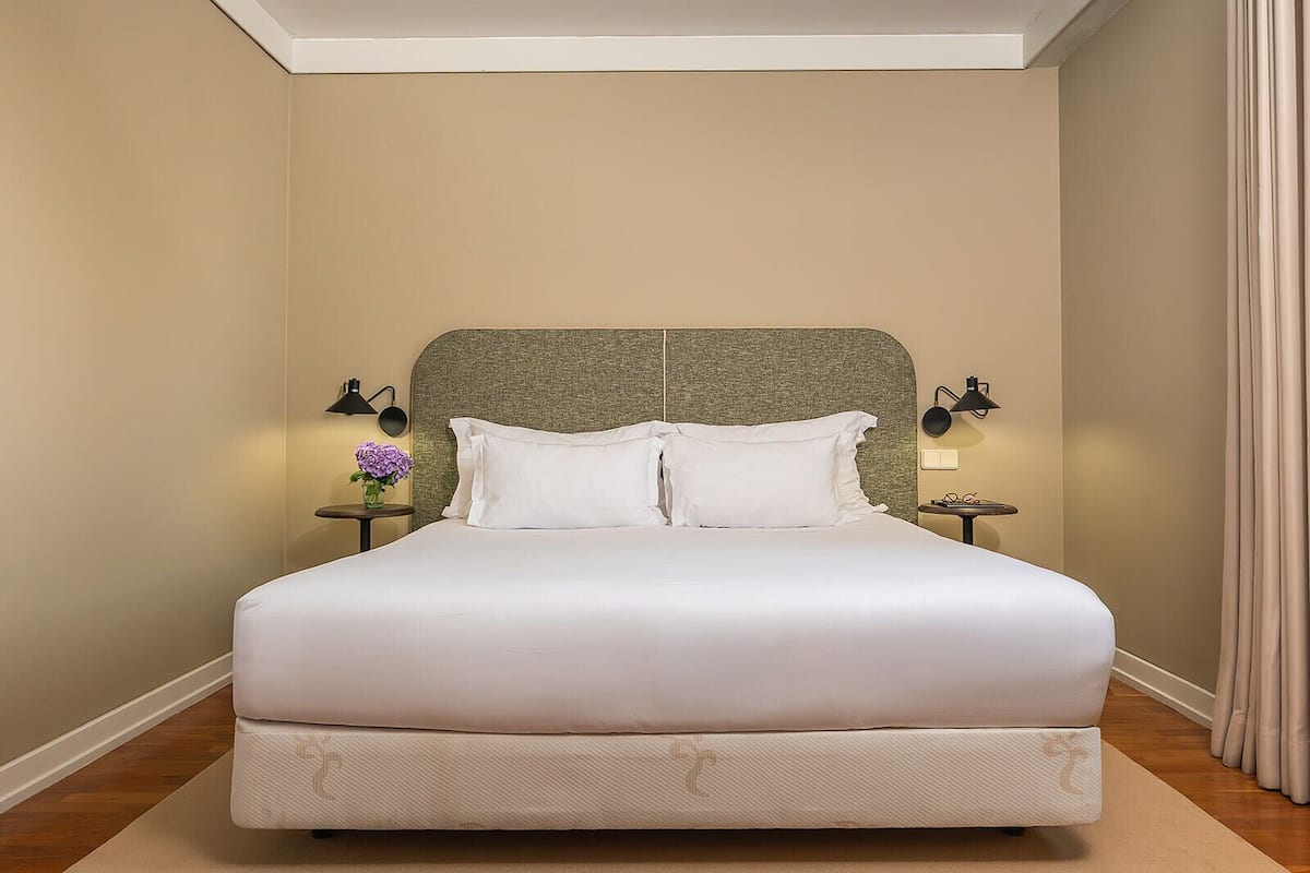 Habitación Deluxe con 1 cama matrimonial o 2 individuales | Escritorio, espacio para trabajar con laptop y wifi gratis