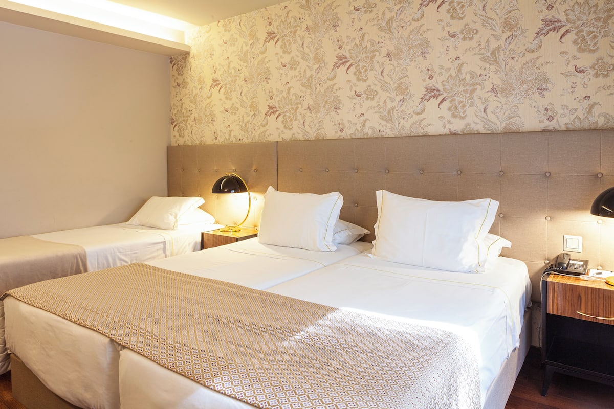 Chambre Familiale, 1 chambre (Twin standard Ocupação tripla)