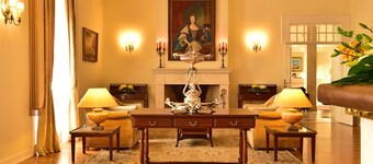 Pousada Palácio de Queluz – Historic Hotel
