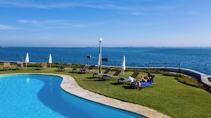 Piscina externa