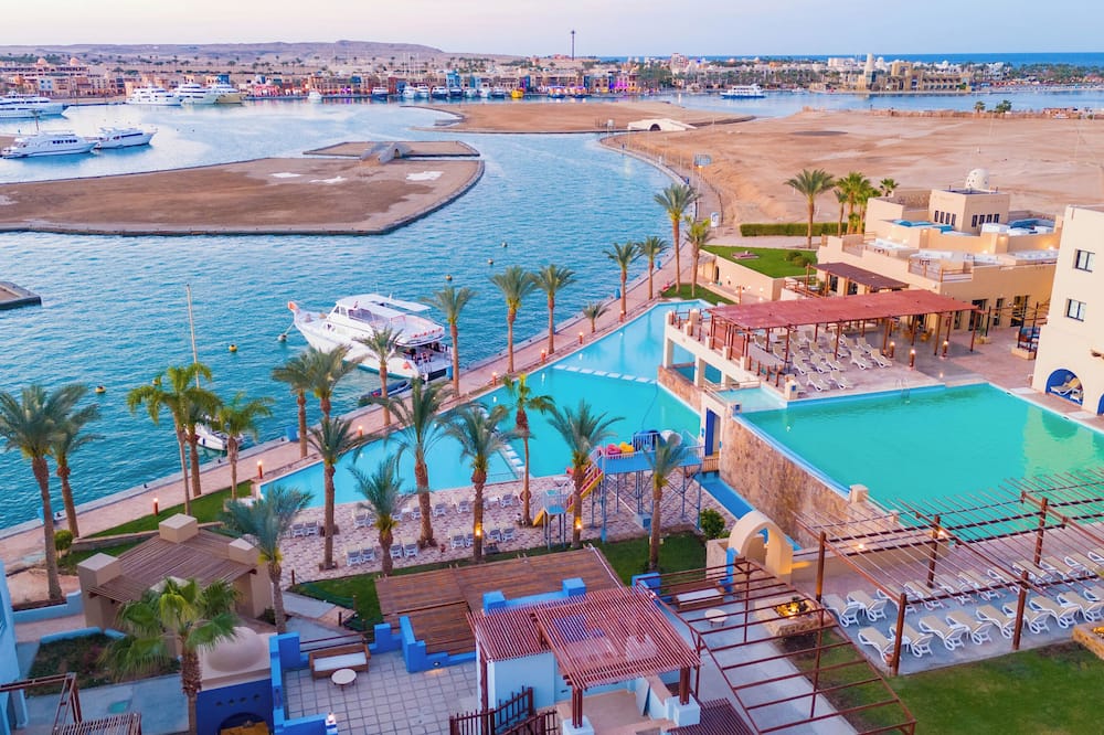 Marina Lodge At Port Ghalib
