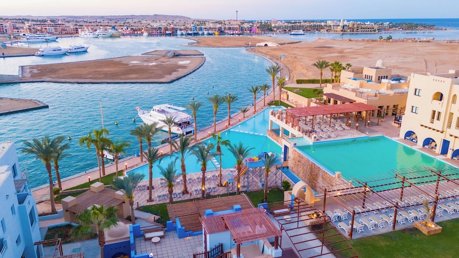 Marina Lodge At Port Ghalib