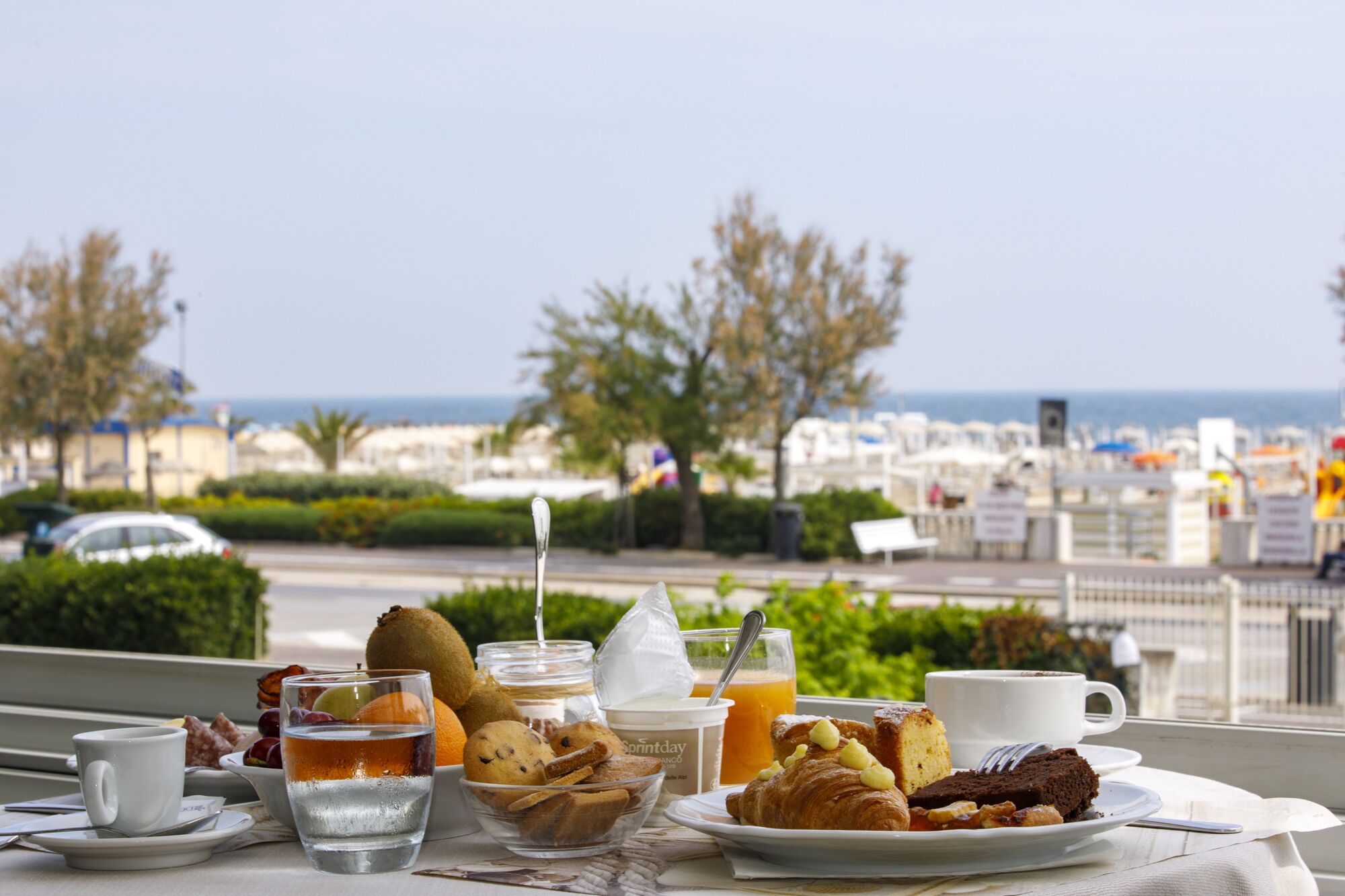 Petit déjeuner buffet compris tous les jours