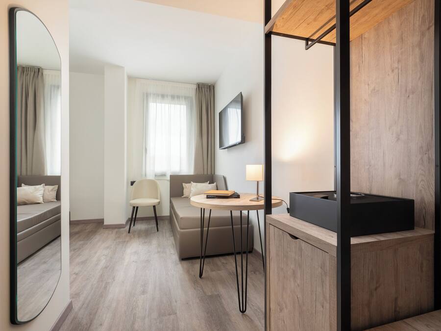 Superior Triple Room