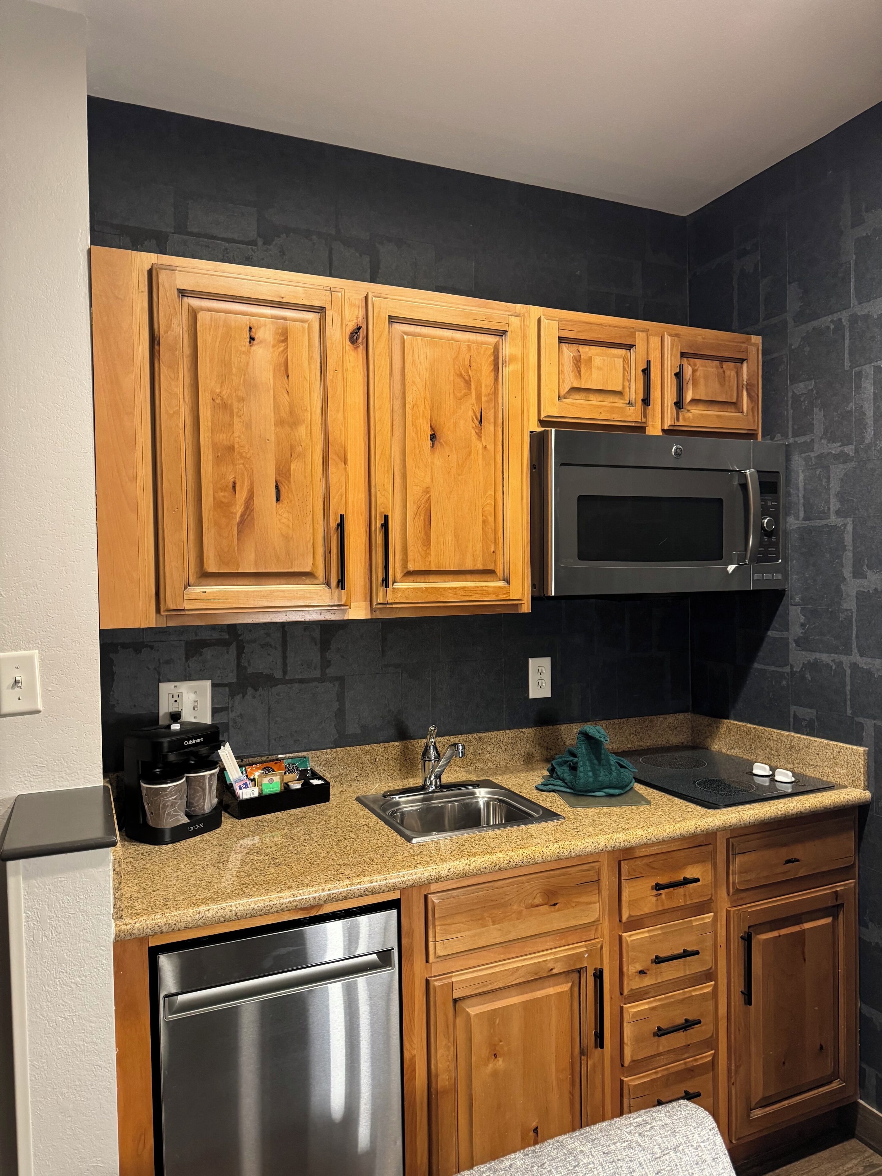 full-sized fridge, microwave, coffee/tea maker