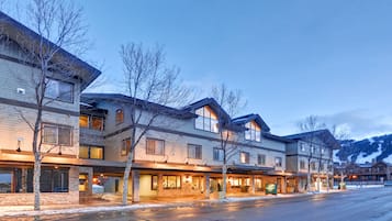 Front of property – evening/night