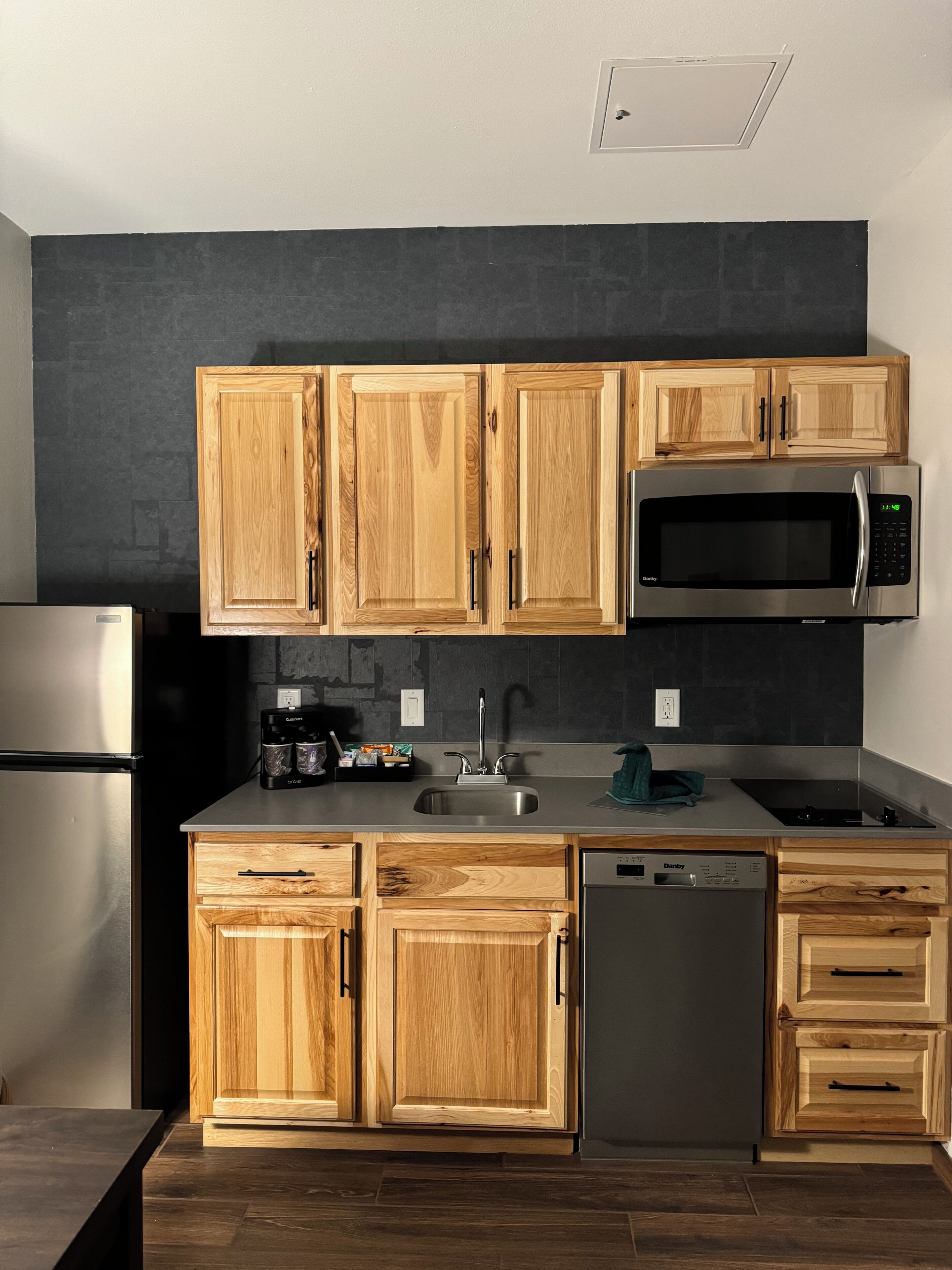 room, 1 bedroom, non smoking | private kitchen | full-sized fridge, microwave, coffee/tea maker