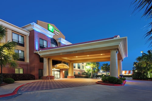 Holiday Inn Express Hotel & Suites Wharton by IHG