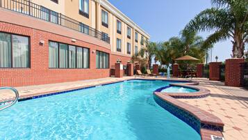 Outdoor pool, sun loungers