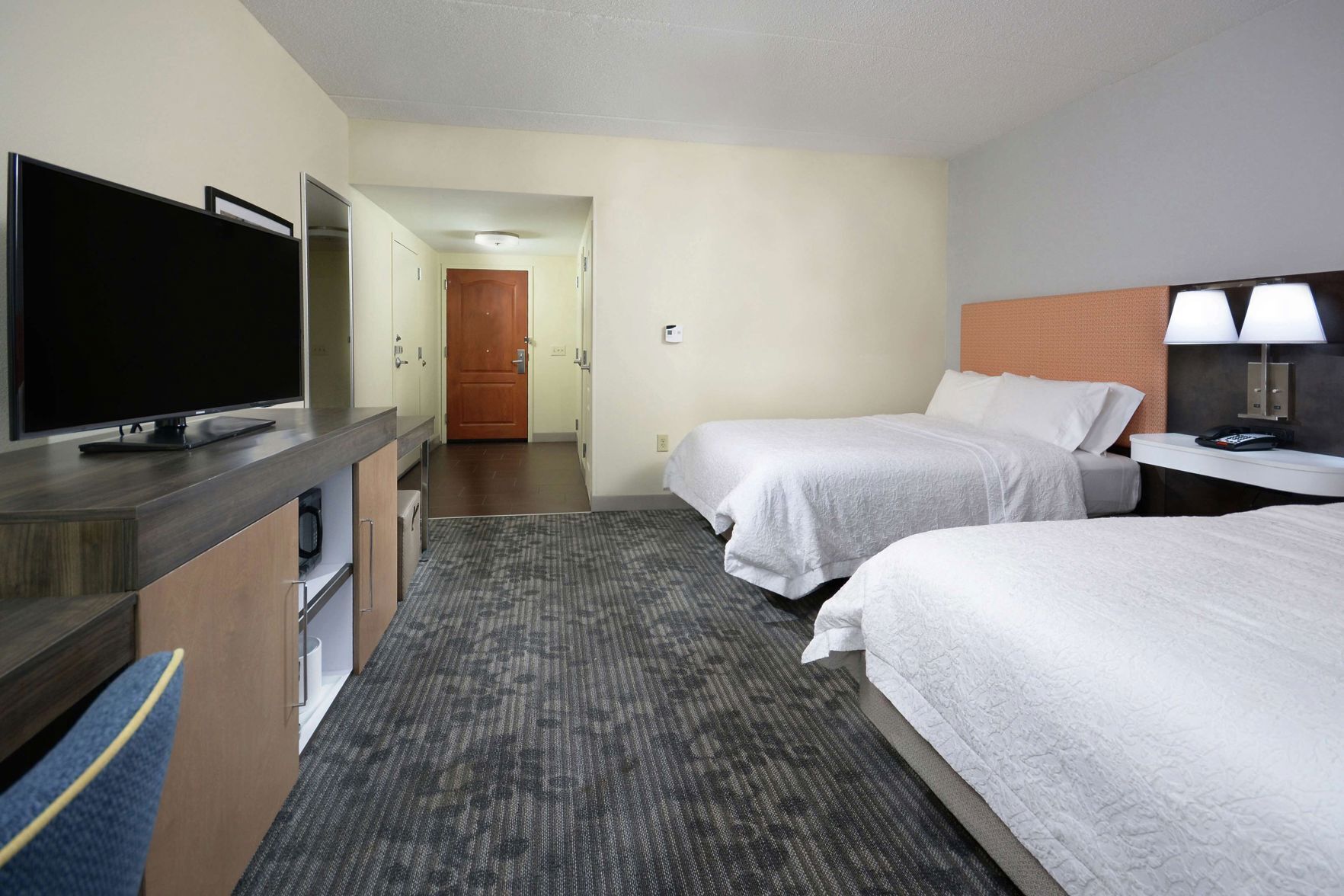 Premium bedding, pillowtop beds, in-room safe, desk