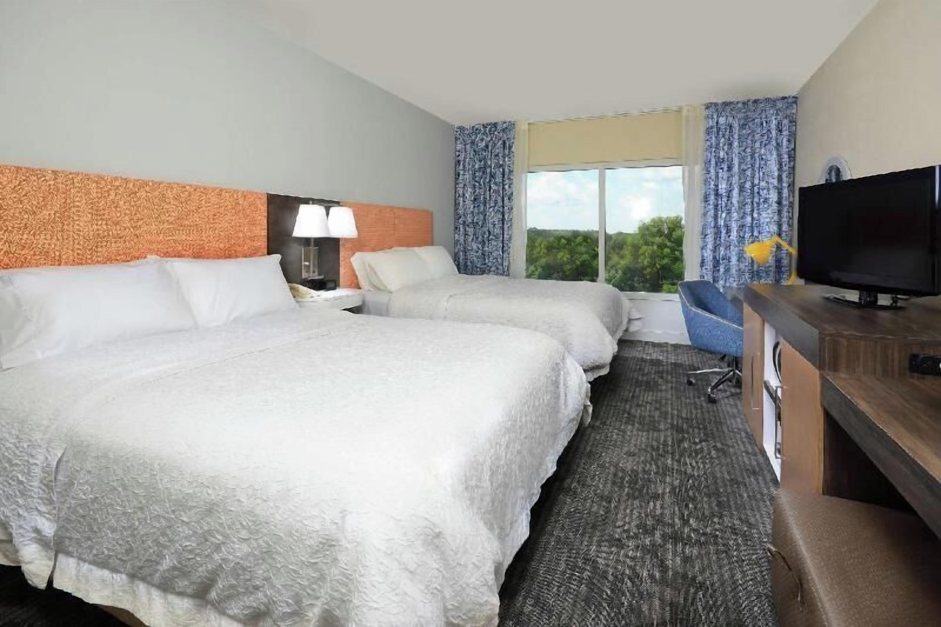 Premium bedding, pillowtop beds, in-room safe, desk