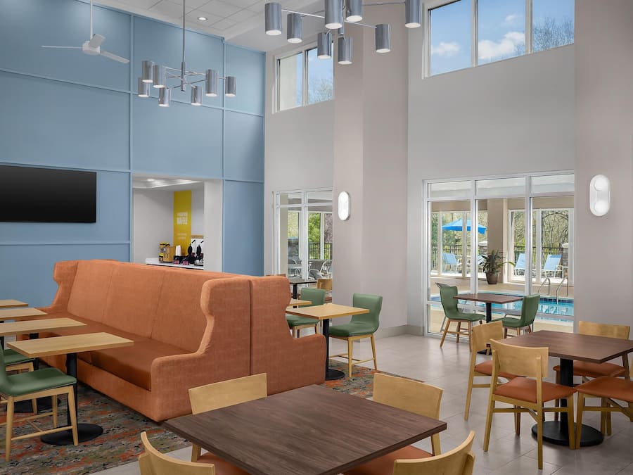 Breakfast area