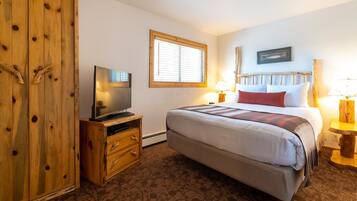Condo, 2 Bedrooms, Non Smoking, Kitchenette | Blackout drapes, iron/ironing board, free cribs/infant beds, free WiFi