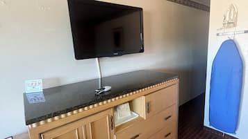 Quarto standard, 1 cama King, para não fumantes | Comodidades do quarto
