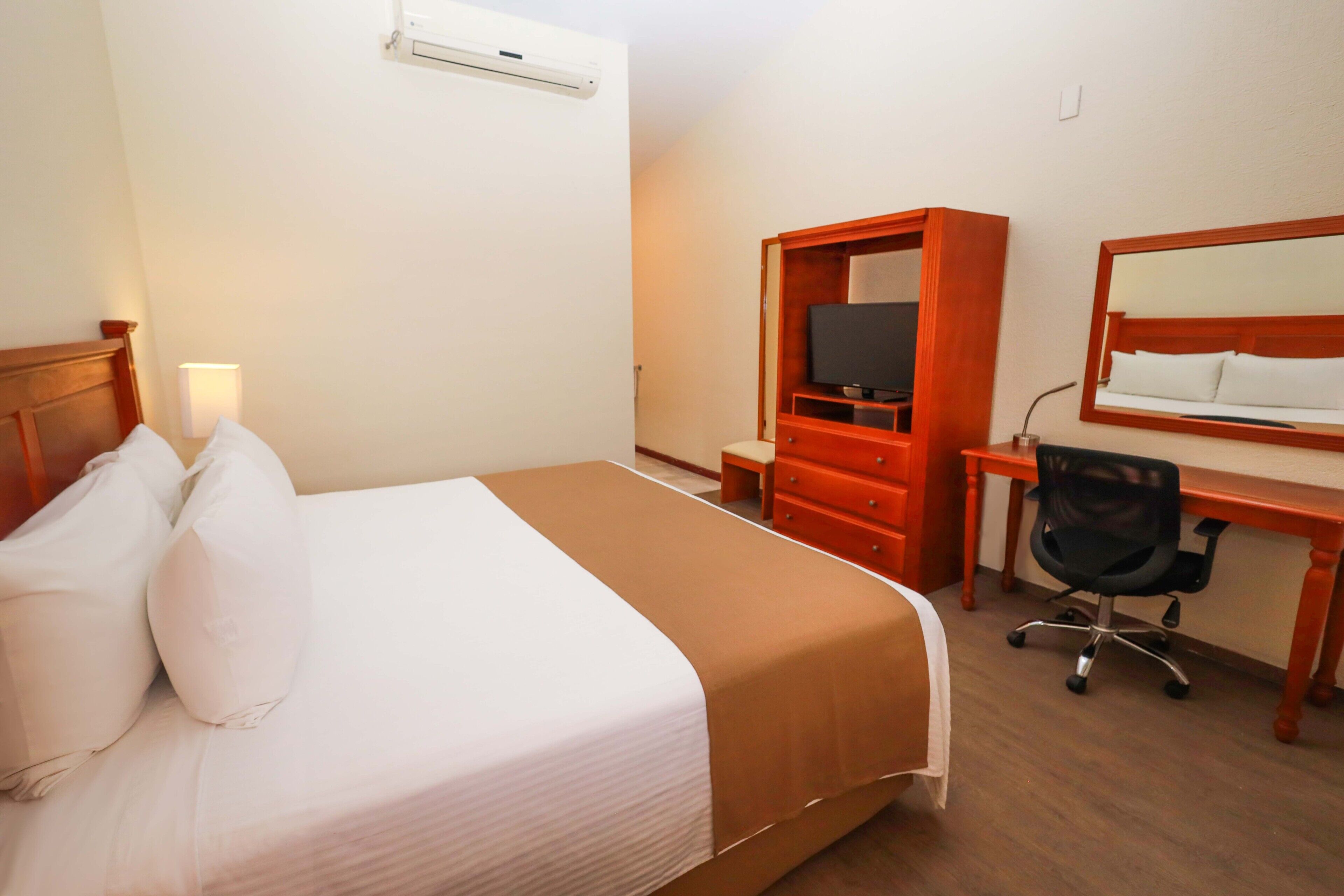 superior room, 1 king bed | in-room safe, desk, laptop workspace, blackout curtains