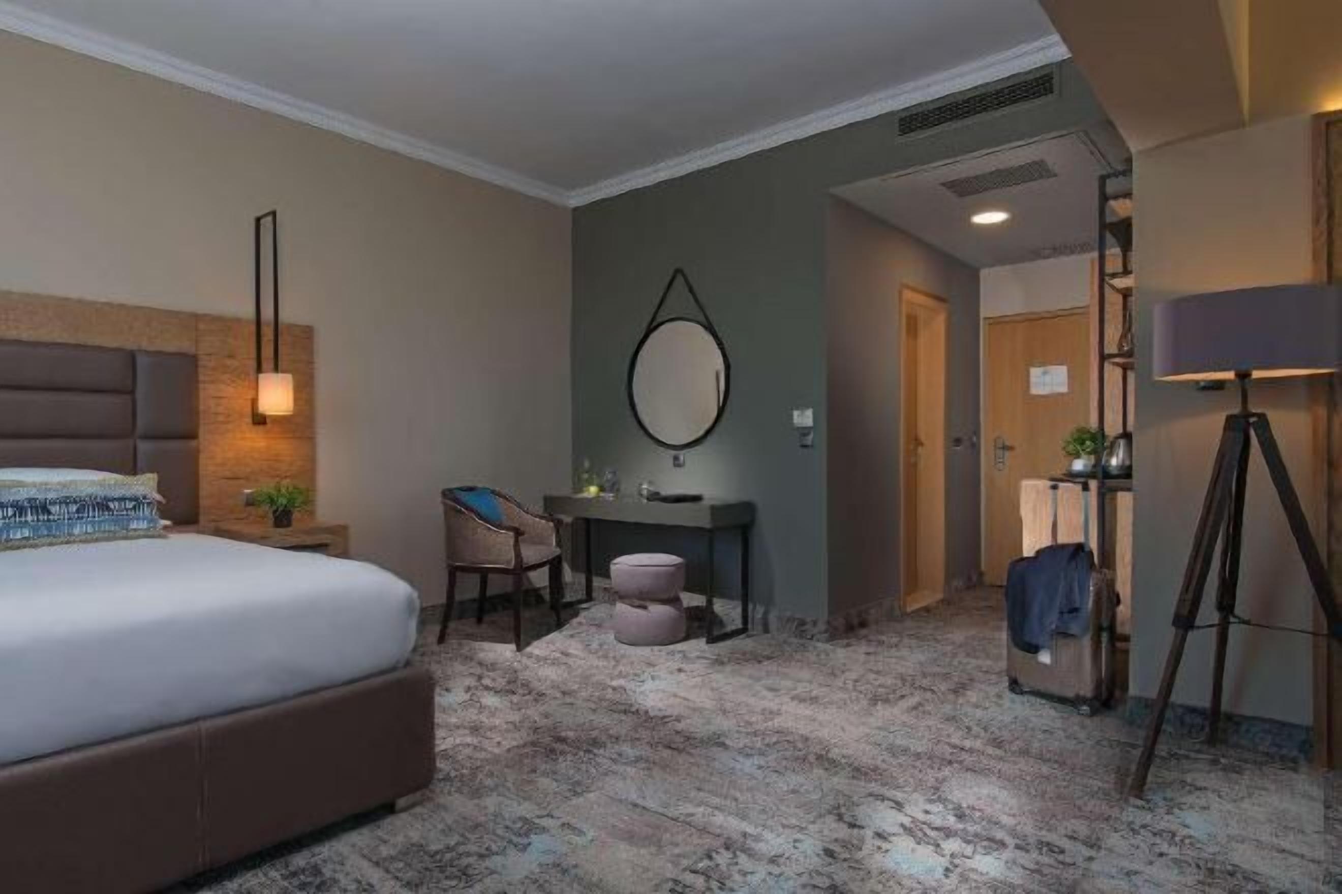 Premium bedding, memory foam beds, minibar, in-room safe