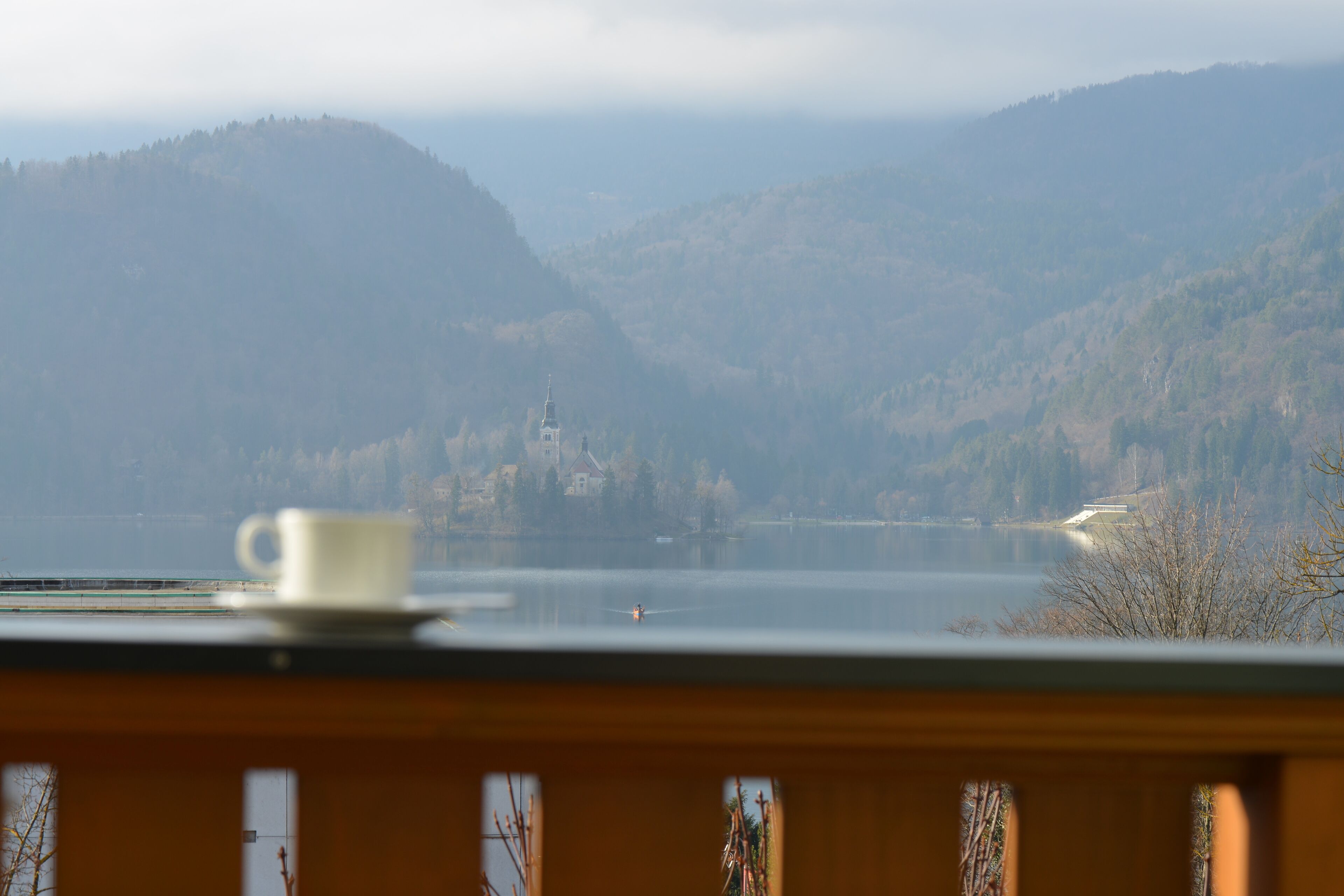 deluxe room, balcony, lake view | lake view