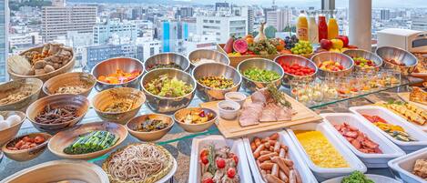 Desayuno buffet (JPY 2200 por persona)