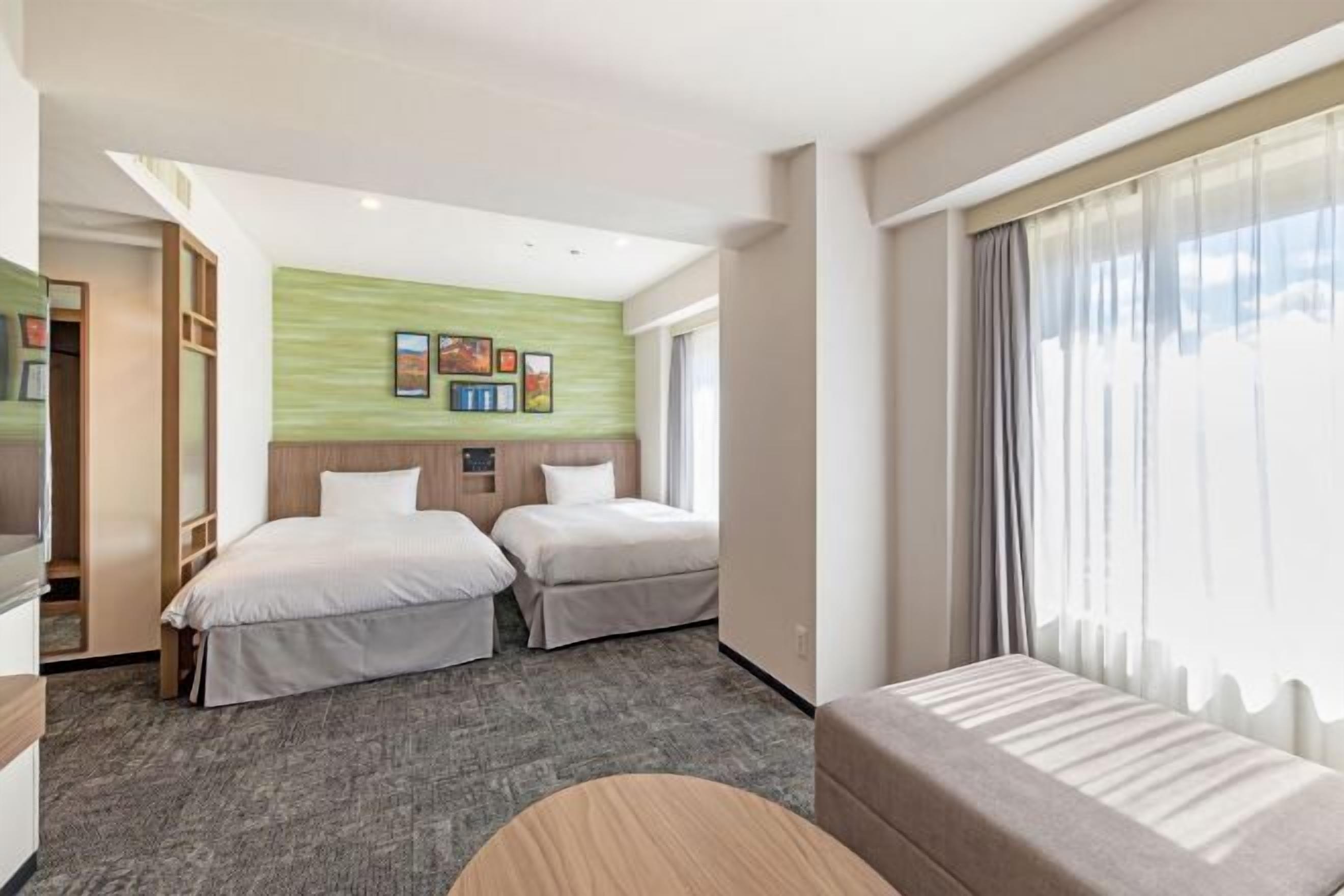 Bureau, Wi-Fi gratuit, draps fournis