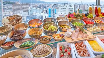 朝食 (ビュッフェ)、毎日提供 (1 名様 2200 JPY)