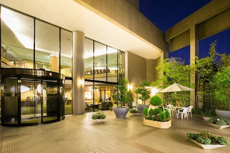Lobby. Hotel JAL City Nagano