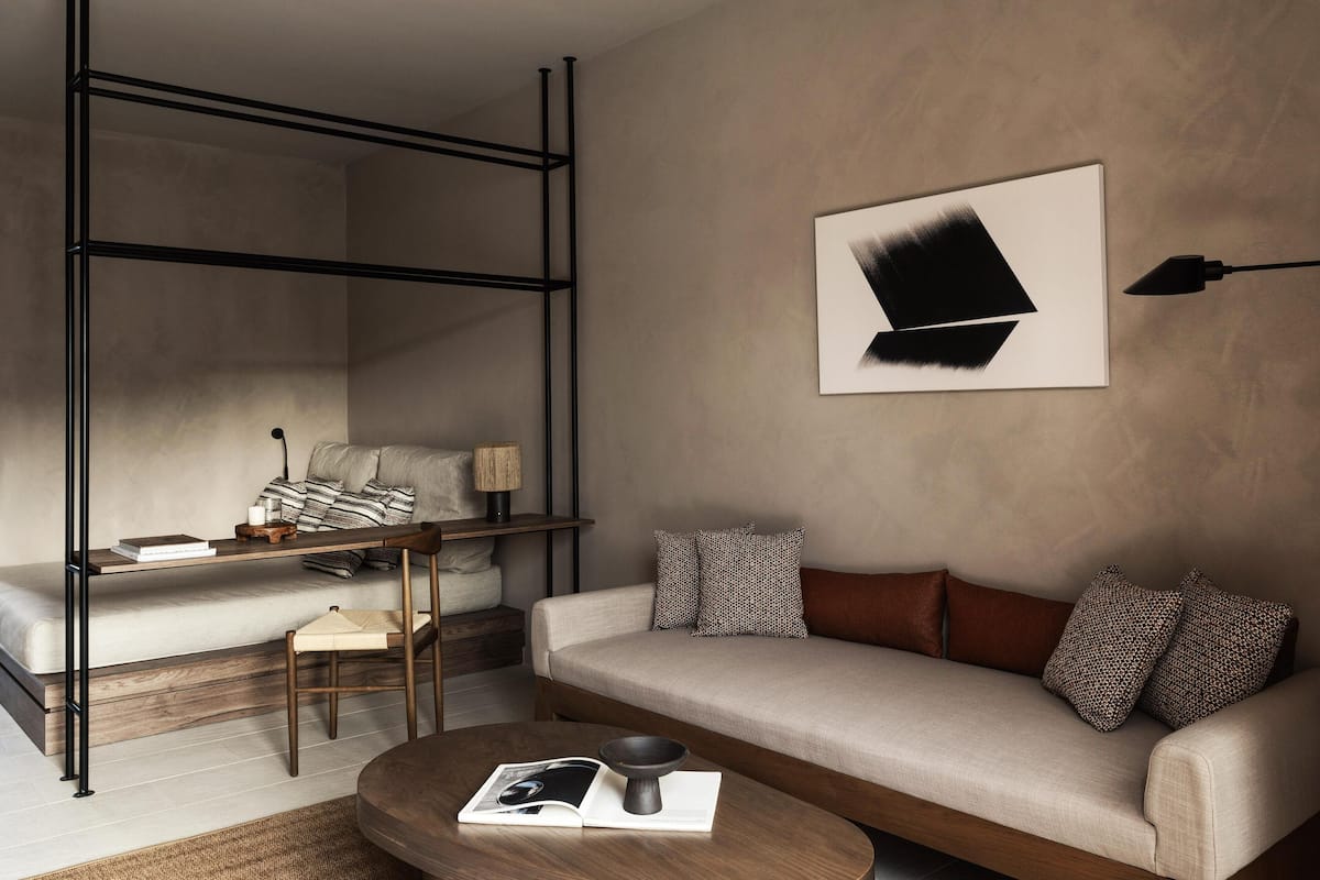 Televisión LCD 42 pulgadas con canales de televisión vía satélite