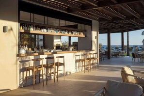 4 restaurants, breakfast, lunch, dinner served; Greek cuisine - Lindian Village (Rhodes)