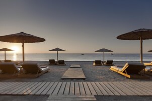 Private beach, sun loungers, beach umbrellas, beach towels