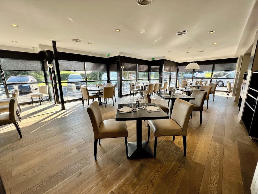 Lunsj og middag serveres, franske retter