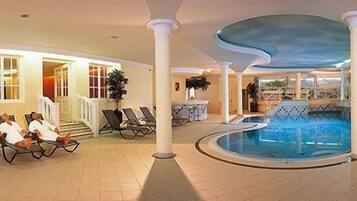 Piscina interna, piscina externa