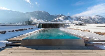 Hotel Schwarzer Adler Kitzbühel - Adults only