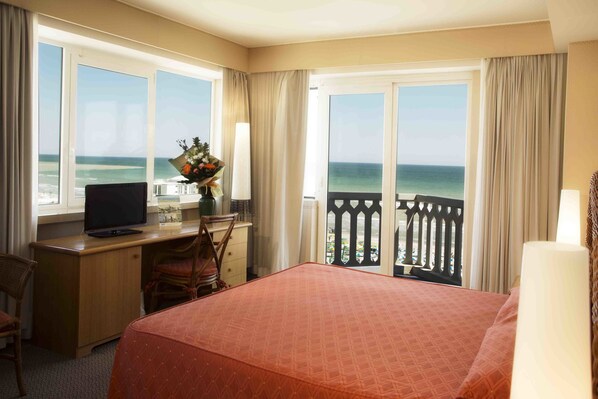 Chambre Standard Double ou avec lits jumeaux