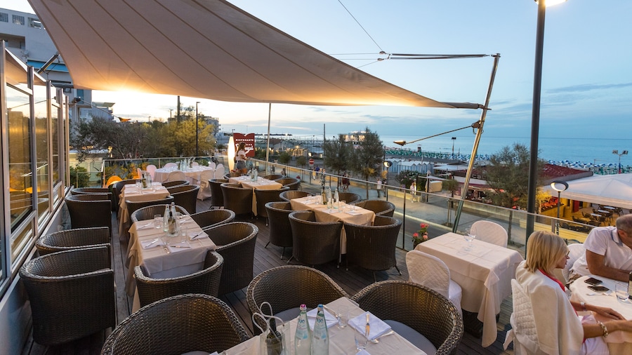 City Hotel