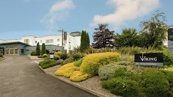 Pintu masuk properti