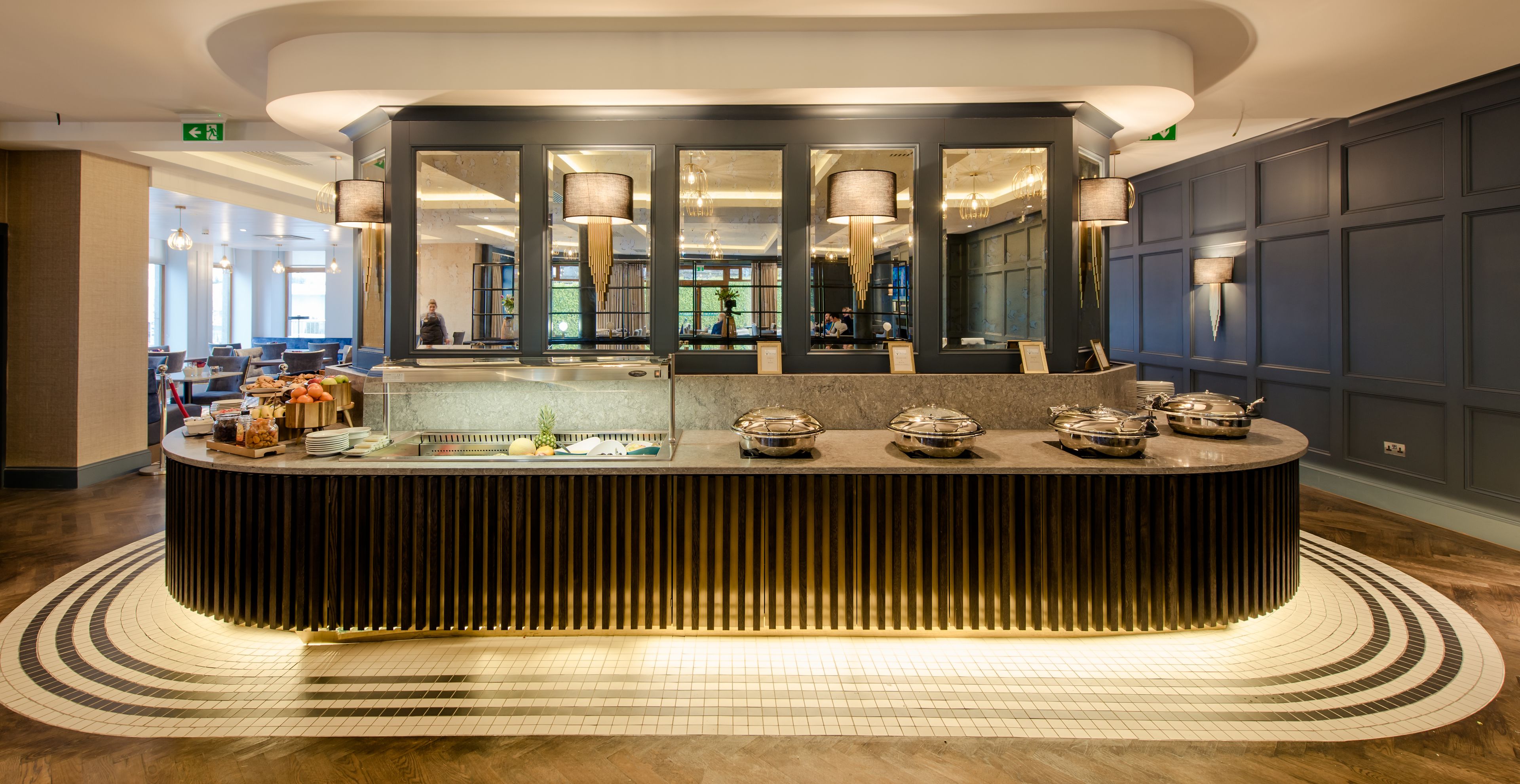 Daily full breakfast (EUR 12.50 per person)