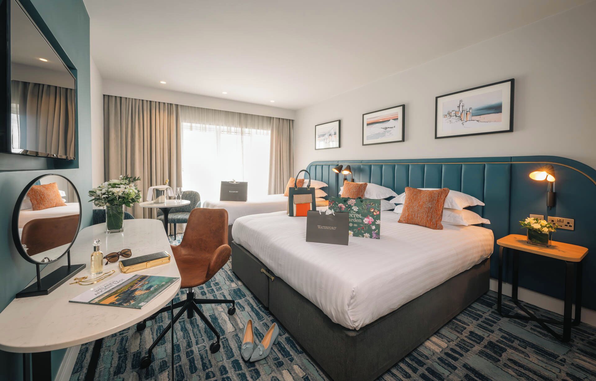 superior triple room | 1 bedroom, in-room safe, desk, laptop workspace