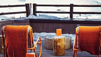 2 restaurants servant le petit déjeuner, spécialités Cuisine française