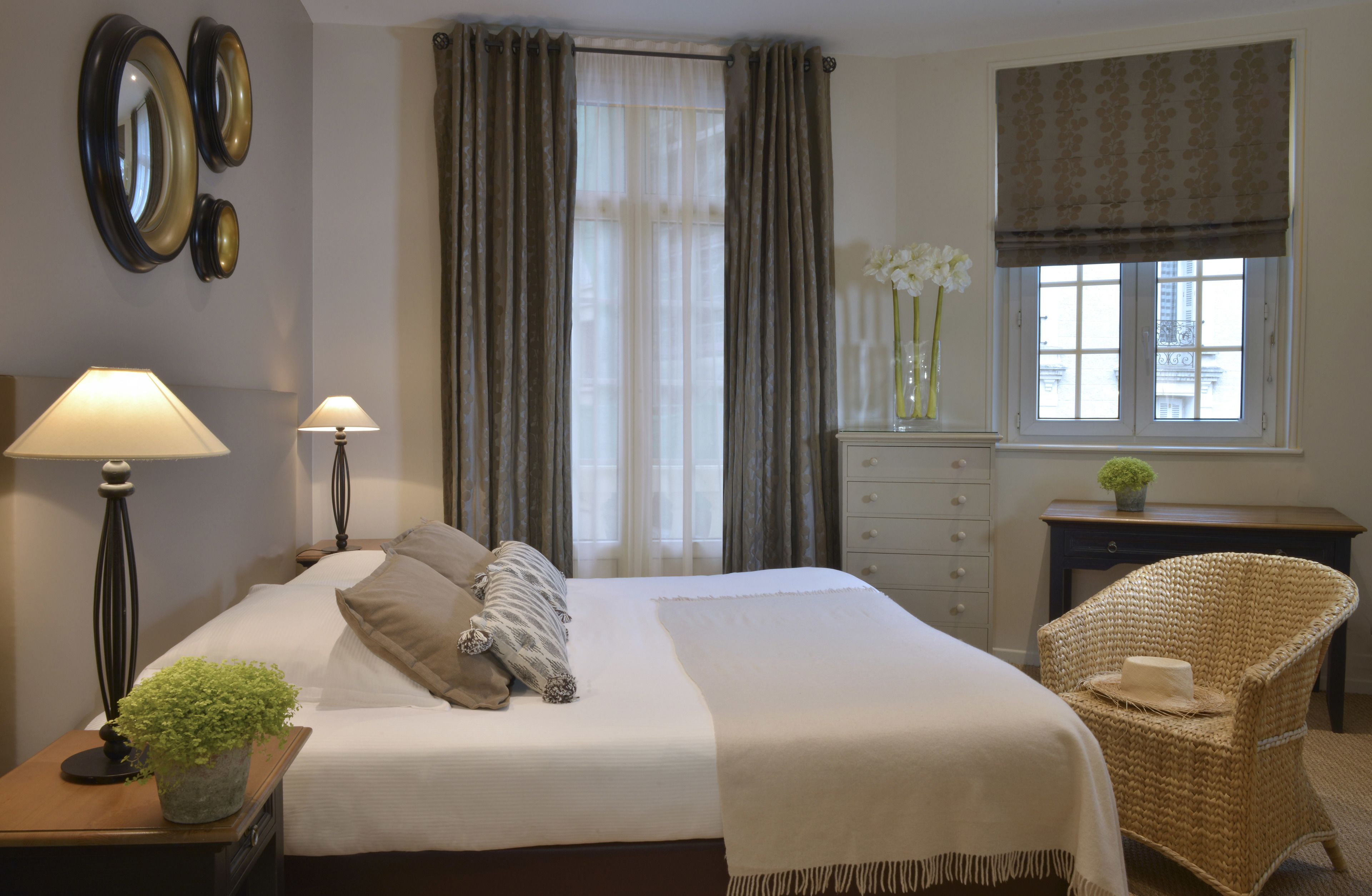 privilege double room - main villa | free wifi, bed sheets