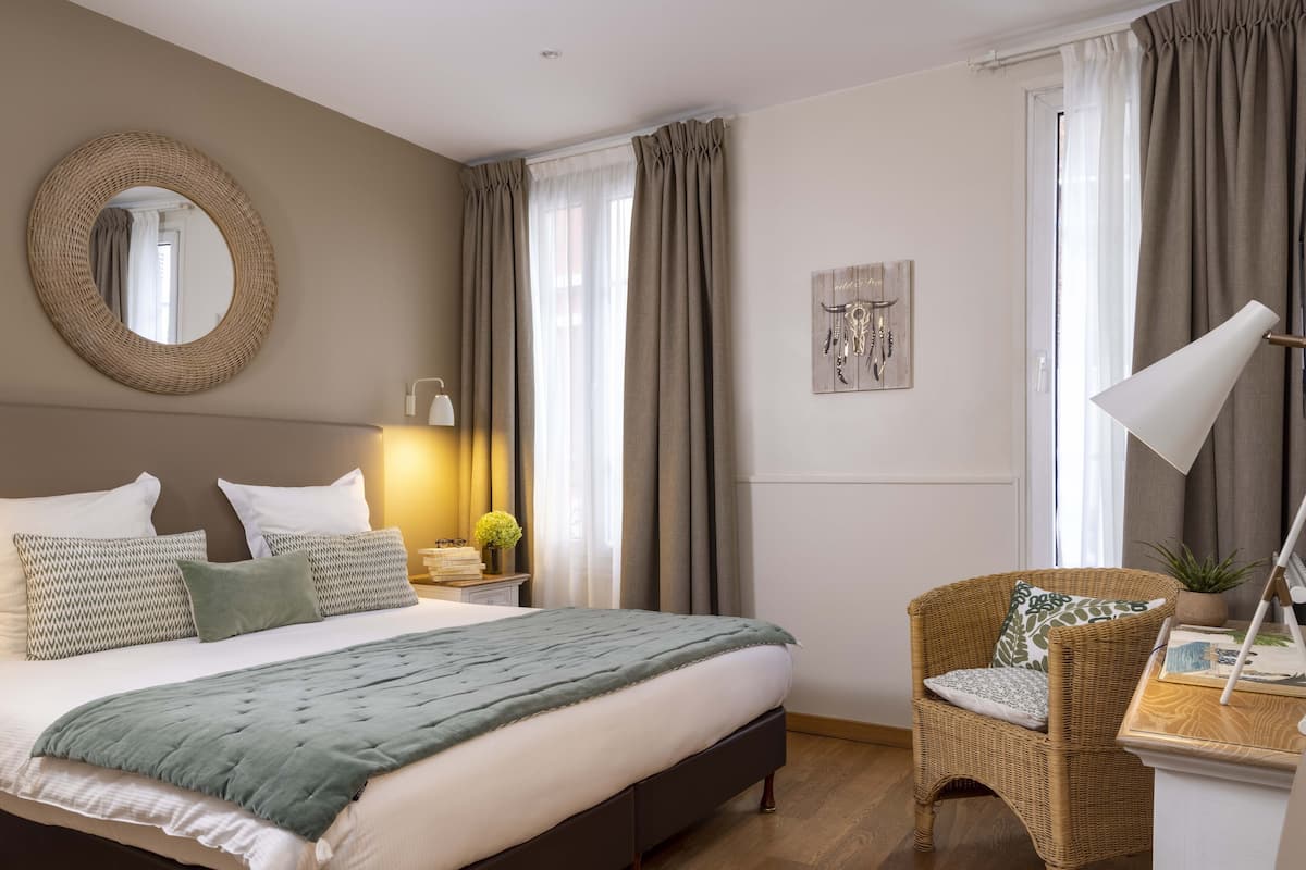 Comfort tweepersoonskamer (Main Villa) | Gratis wifi, beddengoed