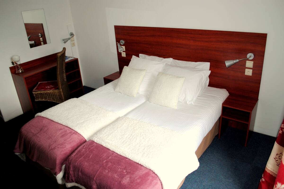 Quarto casal, sacada, vista para o vale (NEW HOTEL)