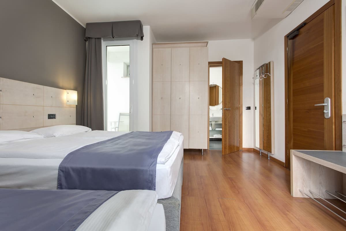Standard Triple Room (Lettino da spiaggia incluso)