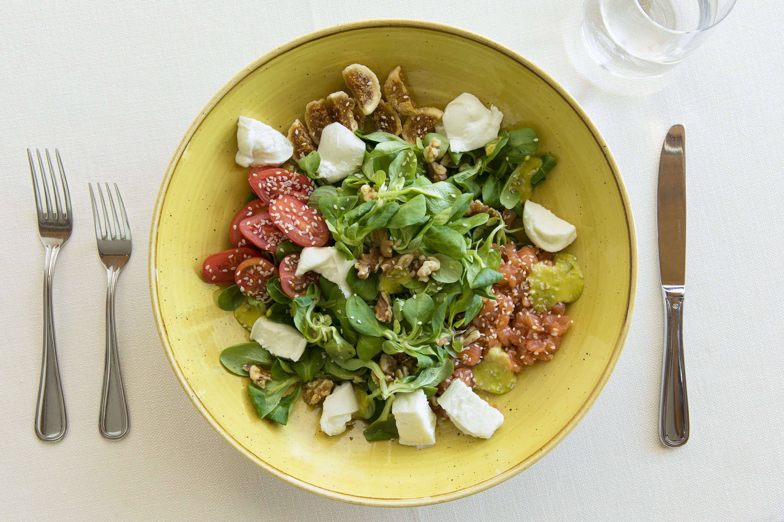 breakfast, lunch, dinner served; pool views
