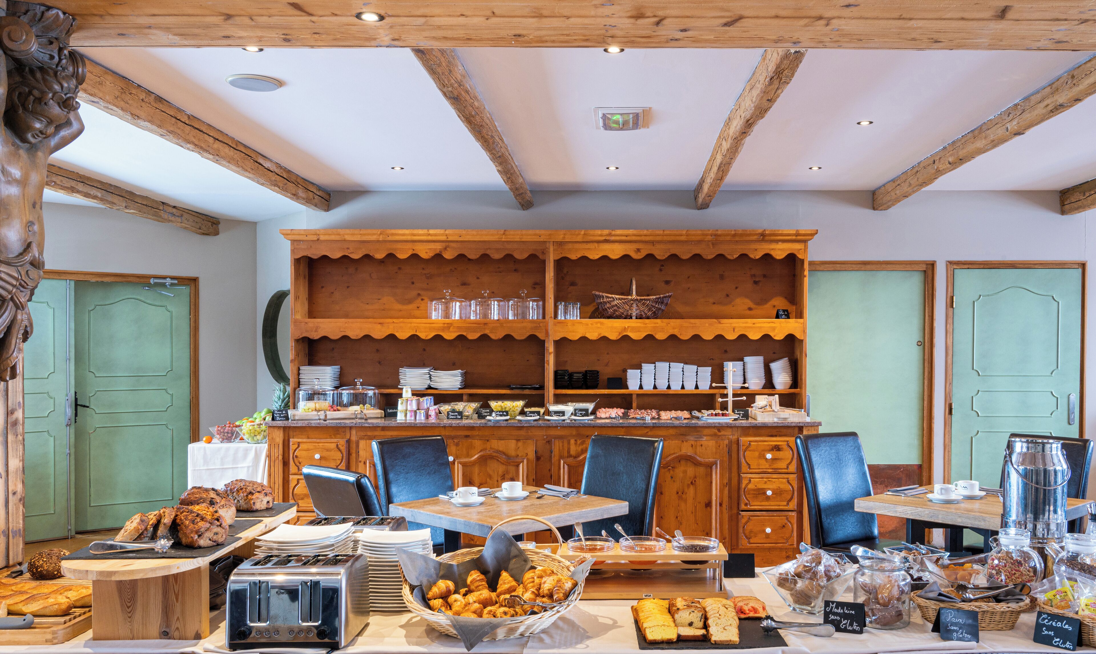 Colazione a buffet inclusa, servita tutte le mattine 