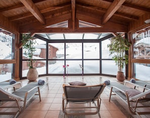 Badstue, boblebad, tyrkisk bad/hamam og kroppsbehandlinger