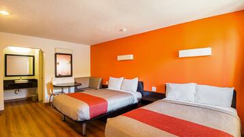 Iron/ironing board, free WiFi, bed sheets