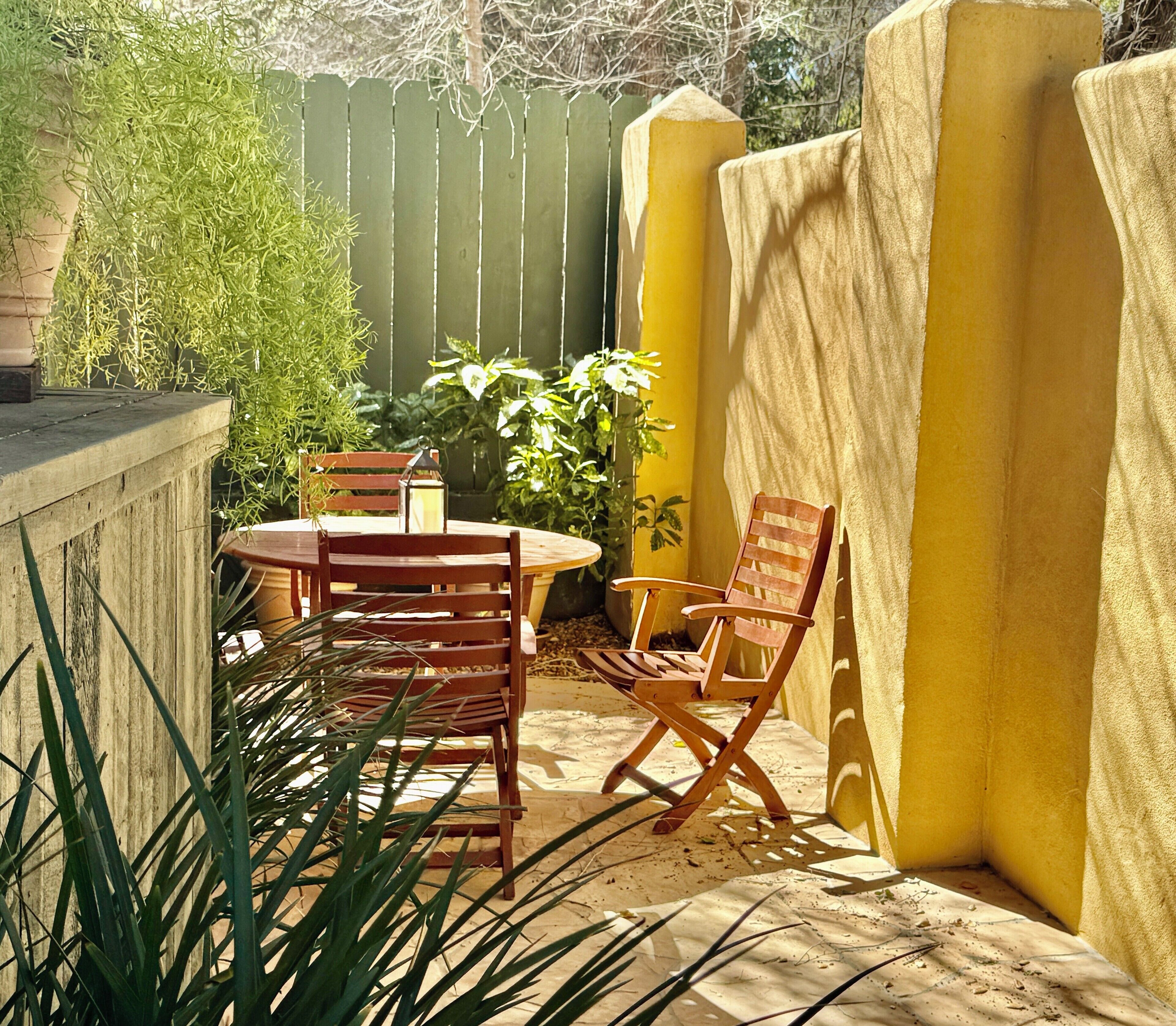 two bedroom bungalow  | terrace/patio