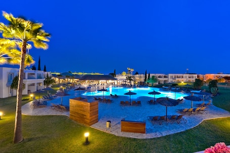 View from property. Hotel Vincci Resort Costa Golf