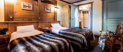Premium bedding, in-room safe, free cribs/infant beds, free WiFi